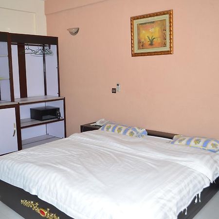 Ouaga Beach Hotel Ouagadougou Eksteriør bilde